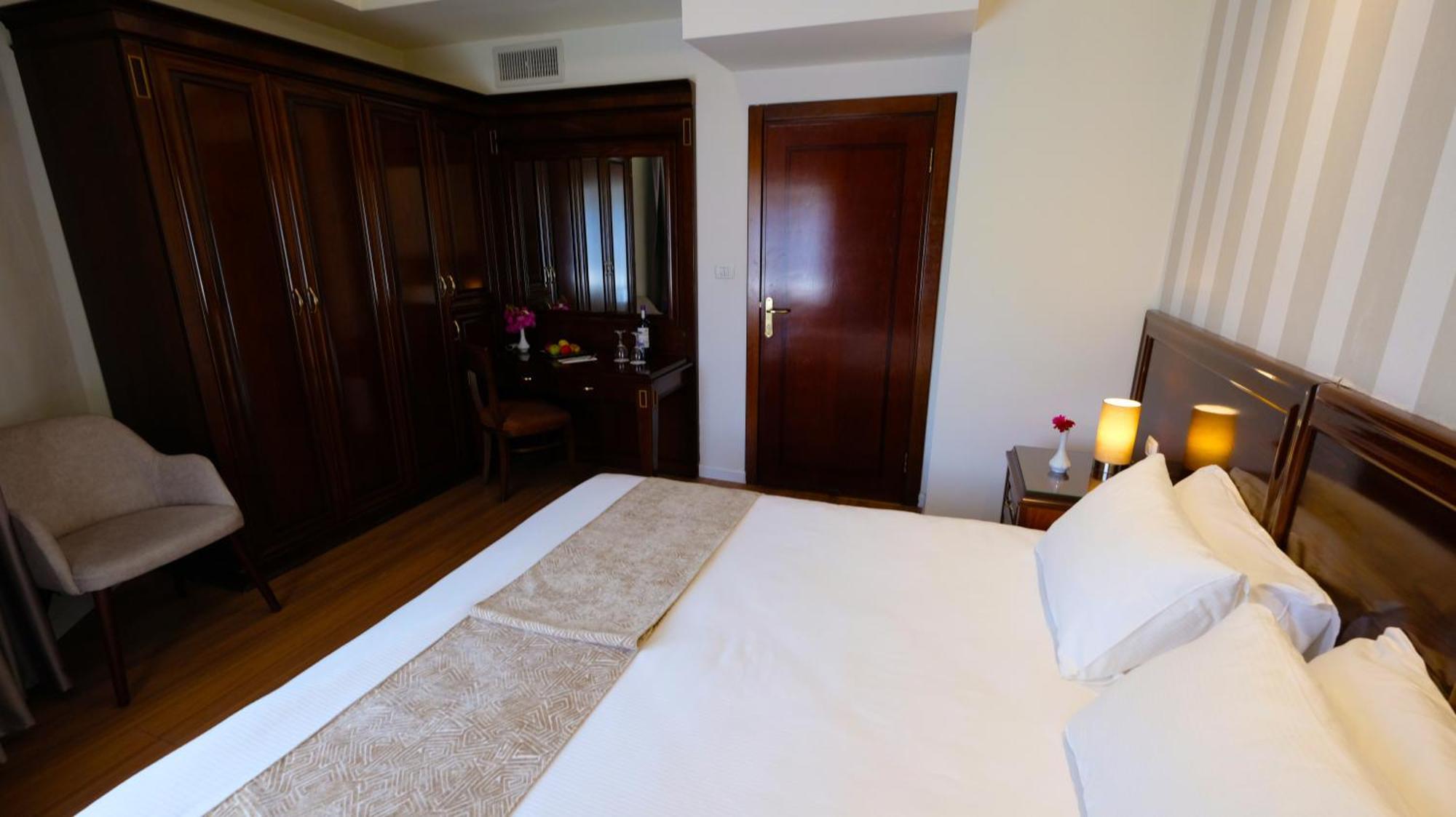 Christmas Hotel - القدس المظهر الخارجي الصورة